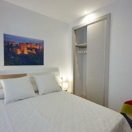 Apartamento El Duque กรานาดา ภายนอก รูปภาพ